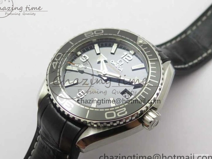 0129 Planet Ocean 39.5mm Black Ceramic Bezel SS VSF 1:1 Best Edition Black Dial on Black Gummy Strap A QuickDry 7889